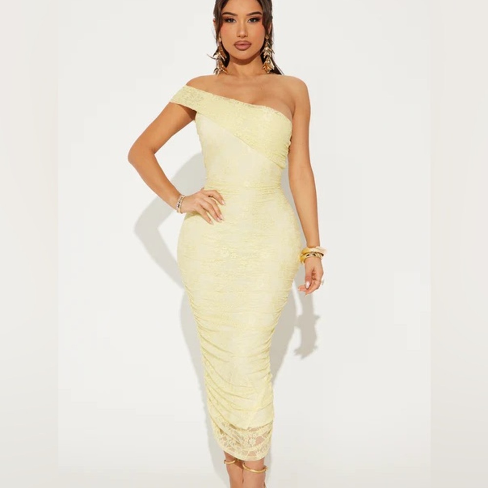 Elena Lace Midi Dress NEW 🏷️